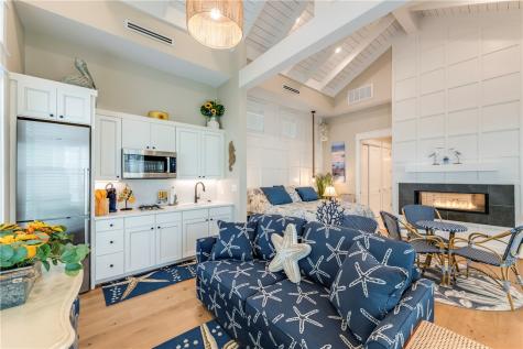 600 Center Square North 21 Port Aransas TX 78373