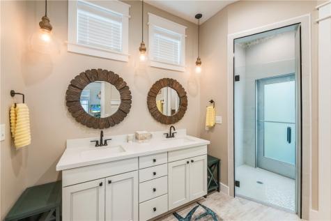 600 Center Square North 21 Port Aransas TX 78373