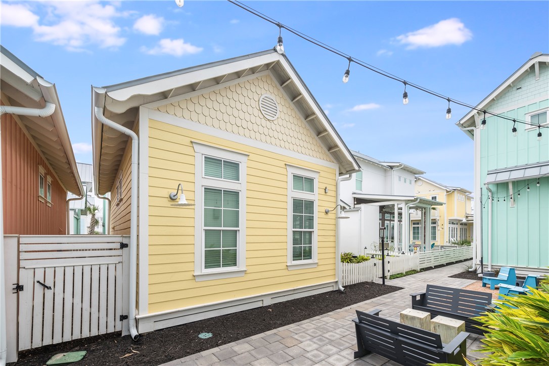 600 Center Square North 21 Port Aransas TX 78373