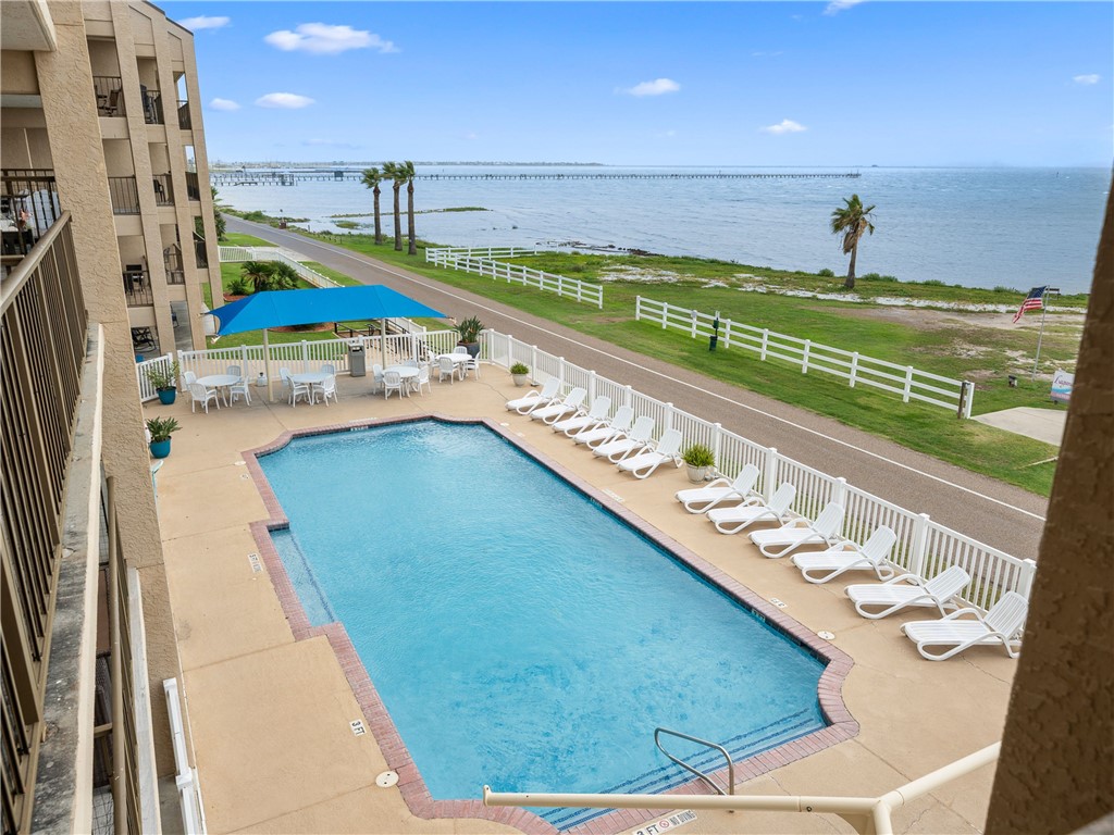 1021 S Water Street 312 Rockport TX 78382