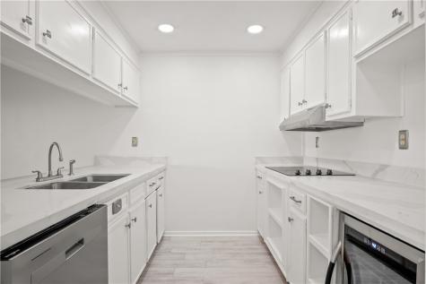 318 W Cotter Avenue 1 Port Aransas TX 78373