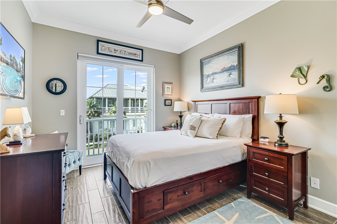 137 Palmilla Cr 201 Port Aransas TX 78373