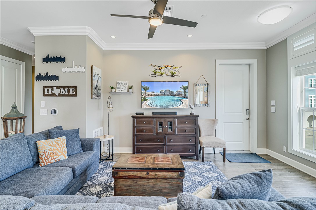 137 Palmilla Cr 201 Port Aransas TX 78373