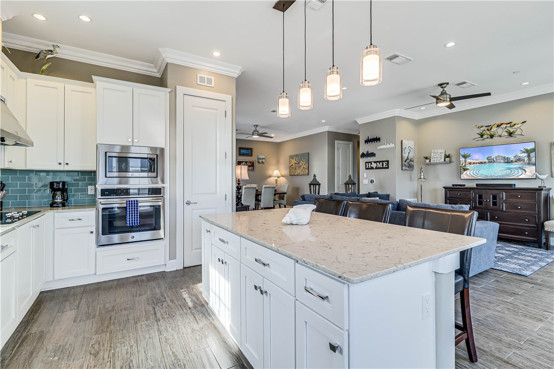 137 Palmilla Cr 201 Port Aransas TX 78373