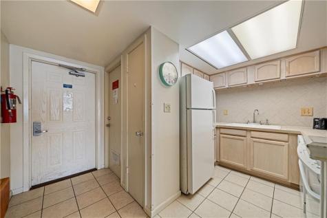14810 Windward Drive 301 Corpus Christi TX 78418