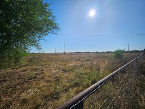 24024 441 Creek Mathis TX 78368