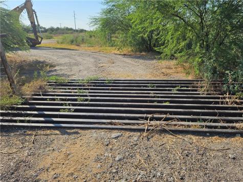 24024 441 Creek Mathis TX 78368