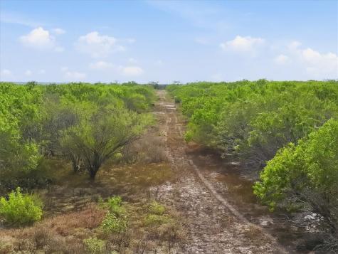 1991 S Highway 37 Three Rivers TX 78071