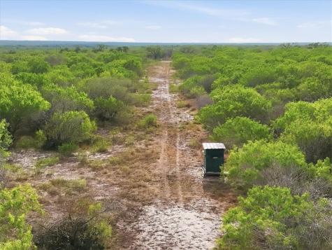 1991 S Highway 37 Three Rivers TX 78071
