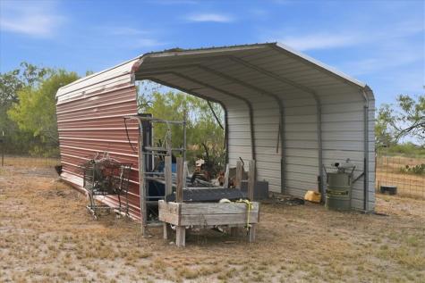 1991 S Highway 37 Three Rivers TX 78071