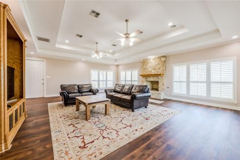 625 W County Road 303 Orange Grove TX 78372