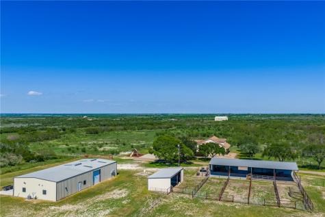 625 W County Road 303 Orange Grove TX 78372