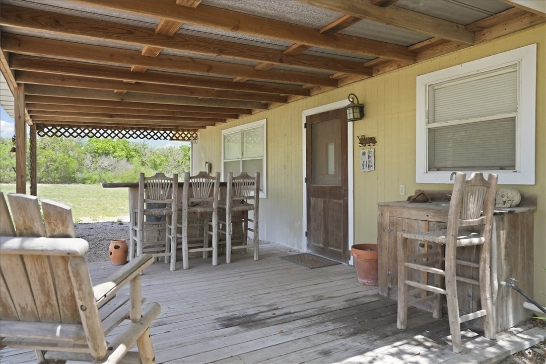 731 County Road 325 George West TX 78022