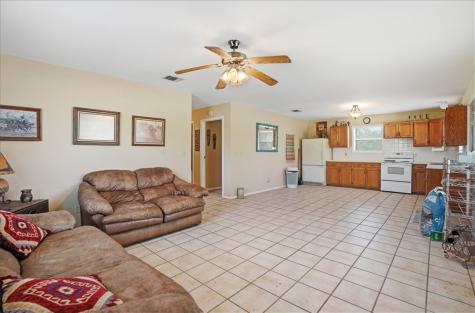 731 County Road 325 George West TX 78022