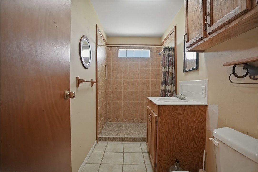 731 County Road 325 George West TX 78022