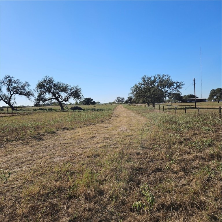 771 County Road 342 Pleasanton TX 78065