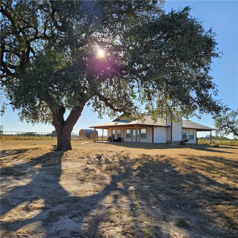 771 County Road 342 Pleasanton TX 78065