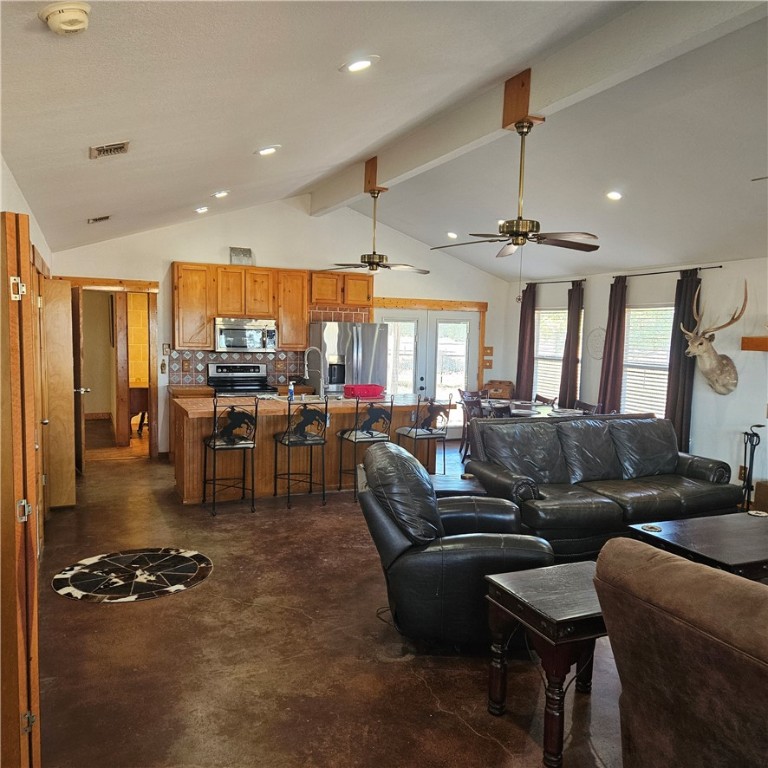 771 County Road 342 Pleasanton TX 78065