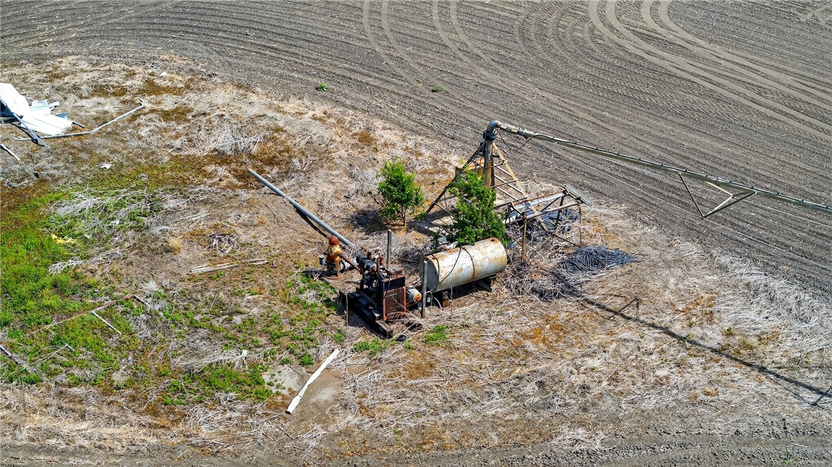 109 County Road 385 George West TX 78022