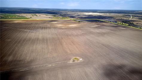 109 County Road 385 George West TX 78022