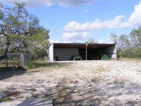 430 Fm 2049 Three Rivers TX 78071