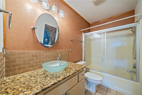 718 E County Road 2340 Riviera TX 78379
