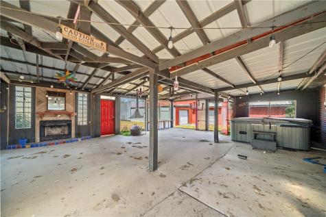 718 E County Road 2340 Riviera TX 78379