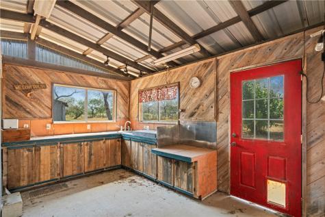 718 E County Road 2340 Riviera TX 78379