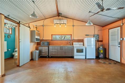 718 E County Road 2340 Riviera TX 78379