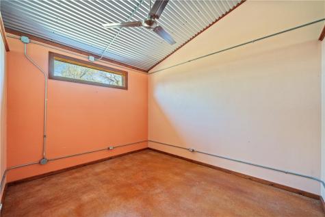 718 E County Road 2340 Riviera TX 78379