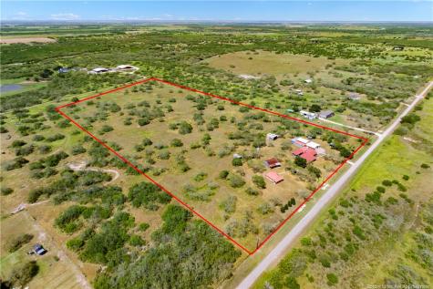 718 E County Road 2340 Riviera TX 78379