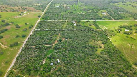 1632 Slickfield Road Yorktown TX 78164