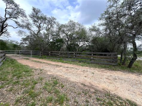 1632 Slickfield Road Yorktown TX 78164