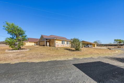 1202 Highway 44 Highway W San Diego TX 78384