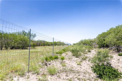 1305 Fm 799 George West TX 78022