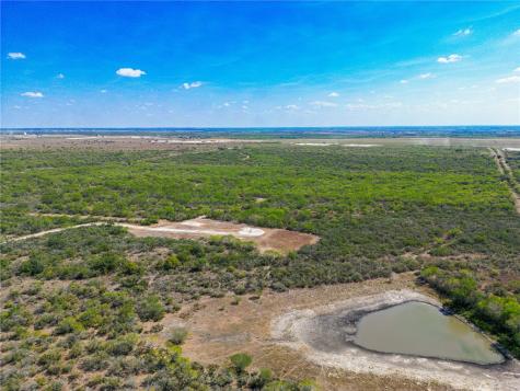 3189-3251 County Road 407 Karnes City TX 78113