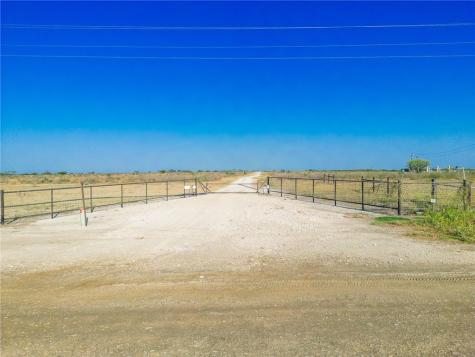 3189-3251 County Road 407 Karnes City TX 78113