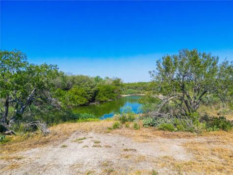 3189-3251 County Road 407 Karnes City TX 78113