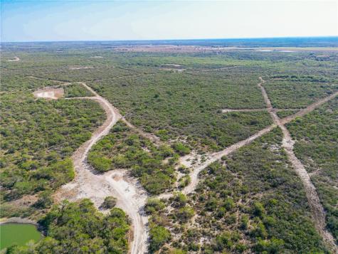 3189-3251 County Road 407 Karnes City TX 78113