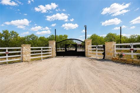 2325 E Highway 285 Falfurrias TX 78355