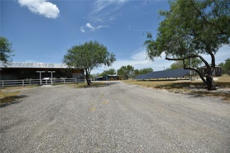 2325 E Highway 285 Falfurrias TX 78355