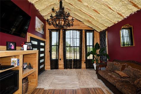 2325 E Highway 285 Falfurrias TX 78355