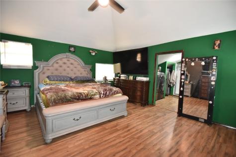 2325 E Highway 285 Falfurrias TX 78355