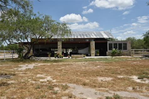 2325 E Highway 285 Falfurrias TX 78355