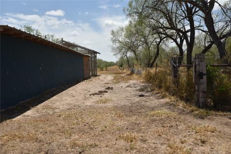 2325 E Highway 285 Falfurrias TX 78355