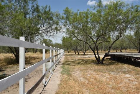 2325 E Highway 285 Falfurrias TX 78355