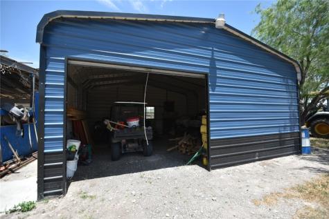 2325 E Highway 285 Falfurrias TX 78355