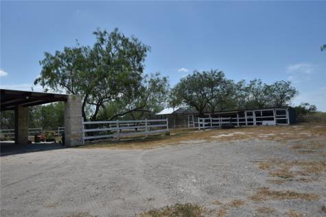 2325 E Highway 285 Falfurrias TX 78355