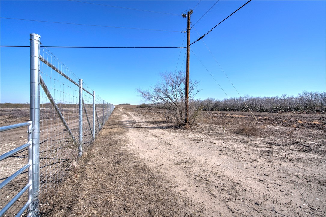 00 Fm 799 George West TX 78022
