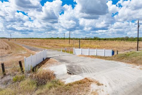 1777 County Road 170 Alice TX 78332